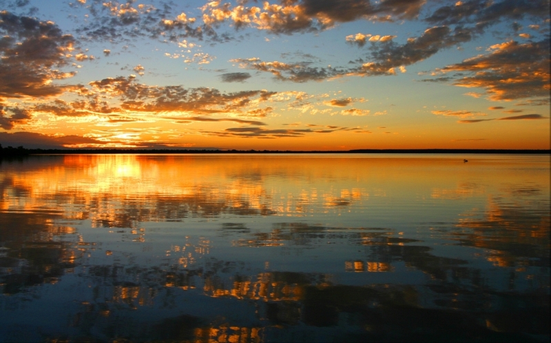 http://atdw.tq.com.au/multimedia/TQ/Lake%20Dunn%20sunset.JPG